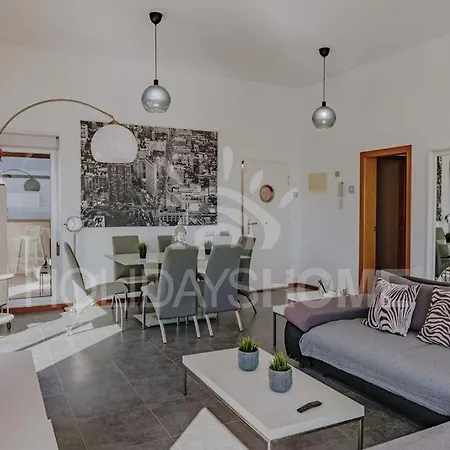 Namaste Private Pool By Holidays *