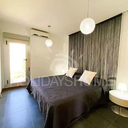 Βίλα Namaste Private Pool By Holidays *