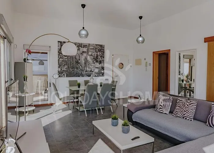 Namaste Private Pool By Holidays *