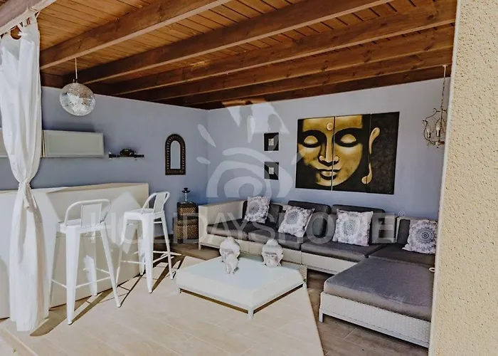 Namaste Private Pool By Holidays וילה *