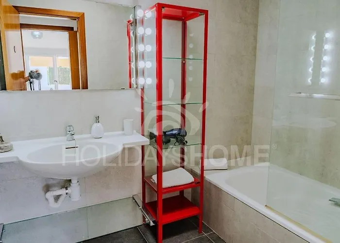 Namaste Private Pool By Holidays *